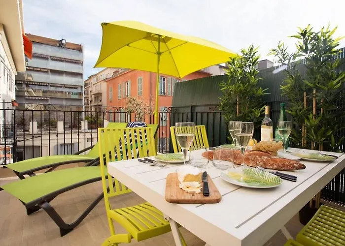 F2 Terrasse, Moderne, Hyper Centre, Clim, Ascenseur